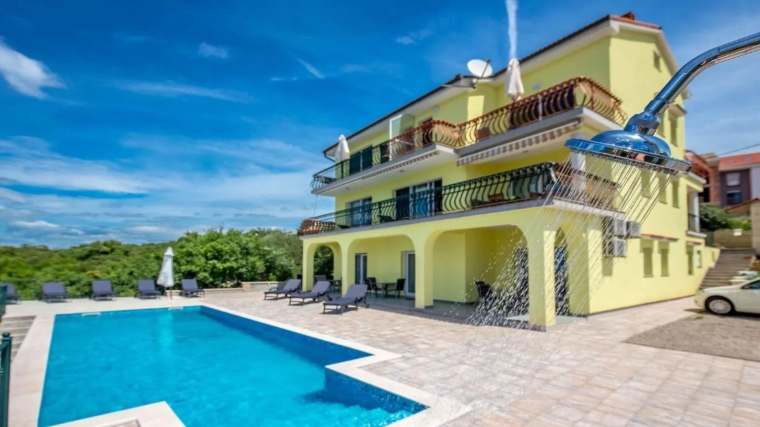 Apartmani Kostrena - With Pool